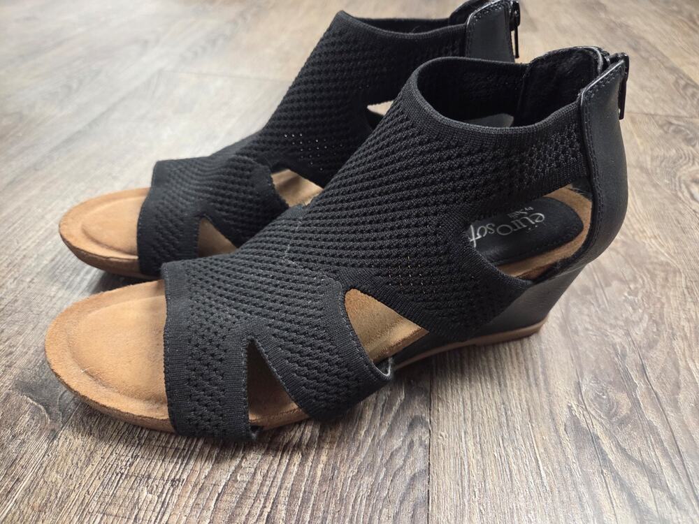 EuroSoft Sancia Black Knit Open Toe Shoes Heels Size 9M